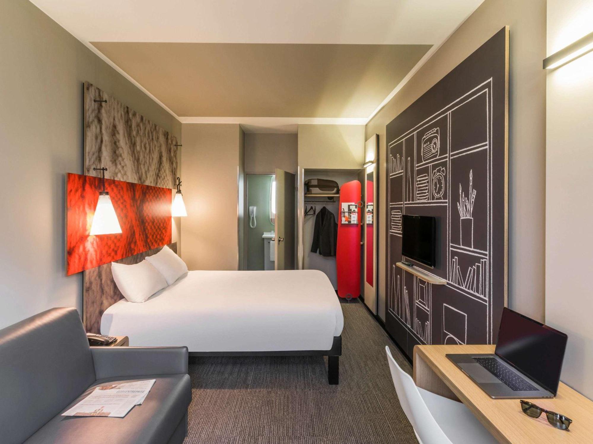 Ibis Paris Gare De Lyon Ledru Rollin Hotell Exteriör bild